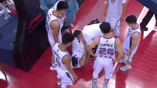 米兰体育电竞-包含大连一方客场不敌广州恒大,遭遇客场失利的词条