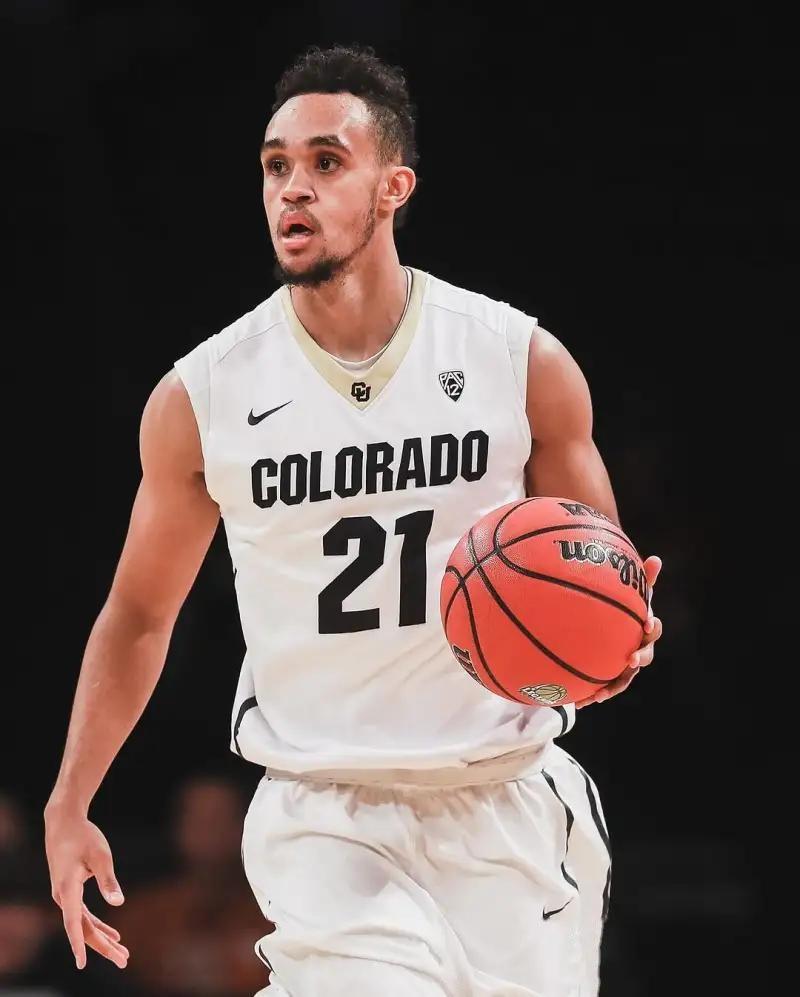 米兰体育平台-关于凯尔特人球员表现逆天,单场16记三分球刷新个人纪录的信息