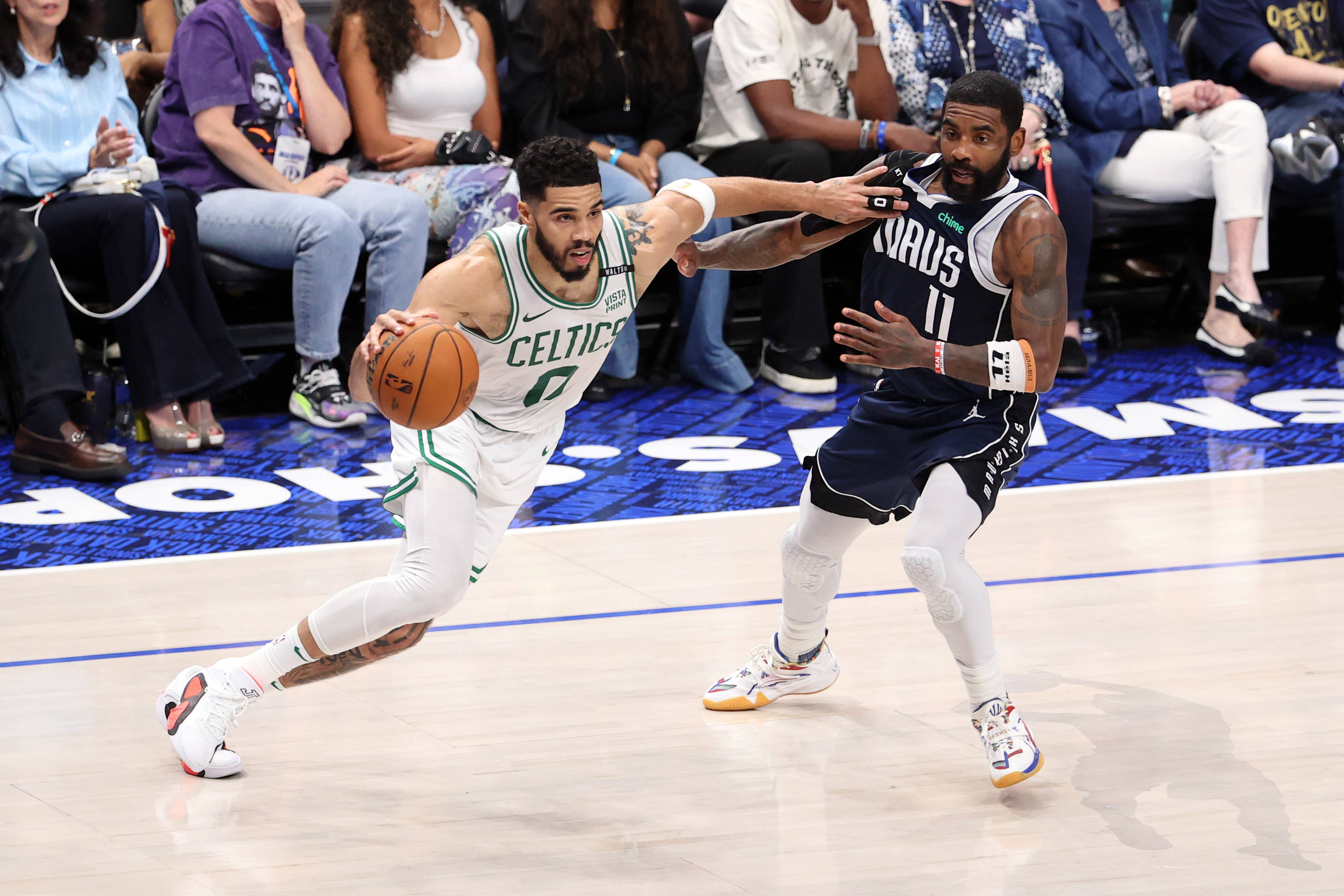 米兰体育官网app-独行侠主场扭转局面,逆转步行者取得胜利的简单介绍