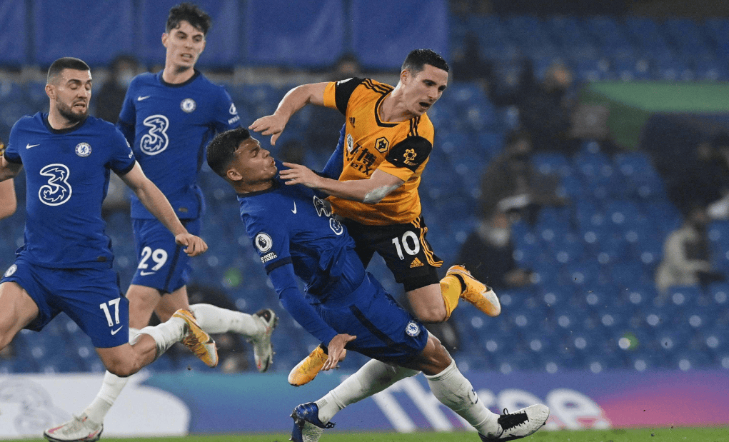 切尔西反击犀利,战术变化令人瞩目